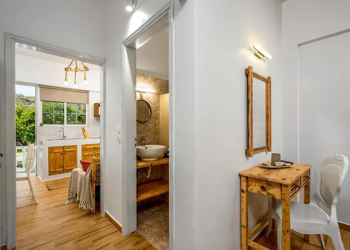 アパートホテル Afroditi Superior 4*