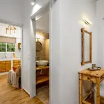 شقة فندقية Afroditi Superior 4*